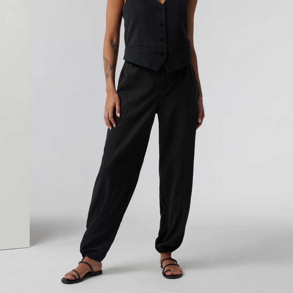 Vuori Coastline Pants High Waist Drawstring Tie Cuff Black Sz M